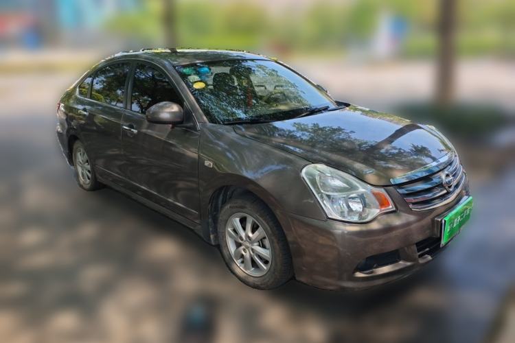 Used Nissan Sylphy 2012 Classic 1.6XE Manual Comfort Edition Front Right 45 Deg