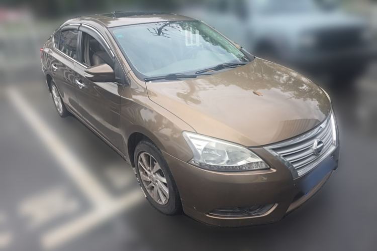 Used Nissan Sylphy 2012 1.8XL CVT Luxury Edition Front Right 45 Deg