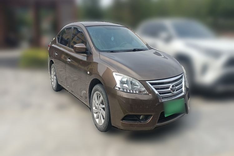 Used Nissan Sylphy 2012 1.6 XL CVT Luxury Edition Front Right 45 Deg