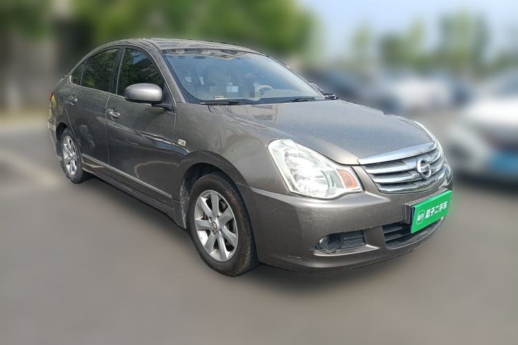 Used Nissan Sylphy 2012 1.6XE CVT Comfort Edition Front Right 45 Deg