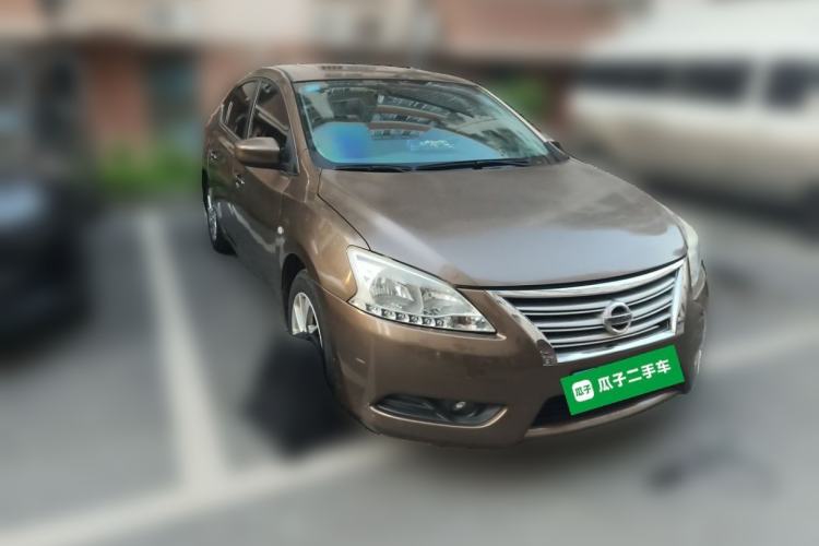 Used Nissan Sylphy 2012 1.6 XL CVT Luxury Edition Front Right 45 Deg