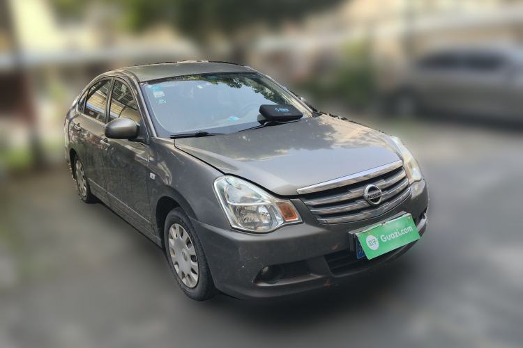 Used Nissan Sylphy 2012 Classic 1.6XE Manual Comfort Edition Front Right 45 Deg