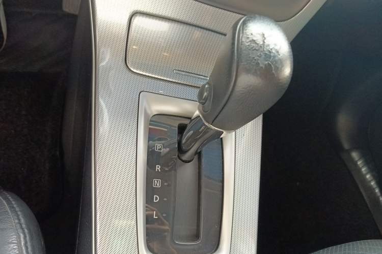 Used Nissan Sylphy 2012 1.8XL CVT Luxury Edition Gear Lever