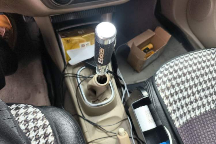 Used Nissan Sylphy 2012 Classic 1.6XE Manual Comfort Edition Gear Lever