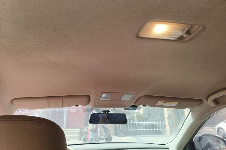 Used Nissan Sylphy 2012 Classic 1.6XE Automatic Comfort Edition Headliner