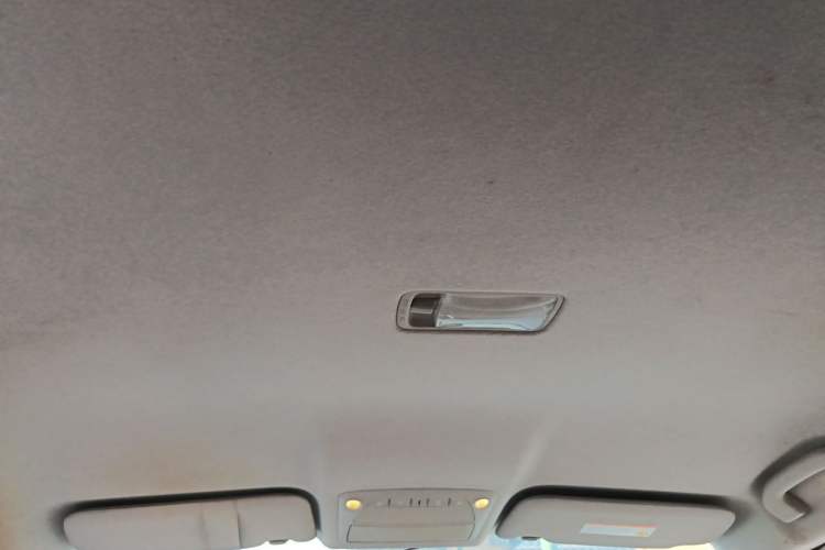 Used Nissan Sylphy 2012 1.6XE CVT Comfort Edition Headliner