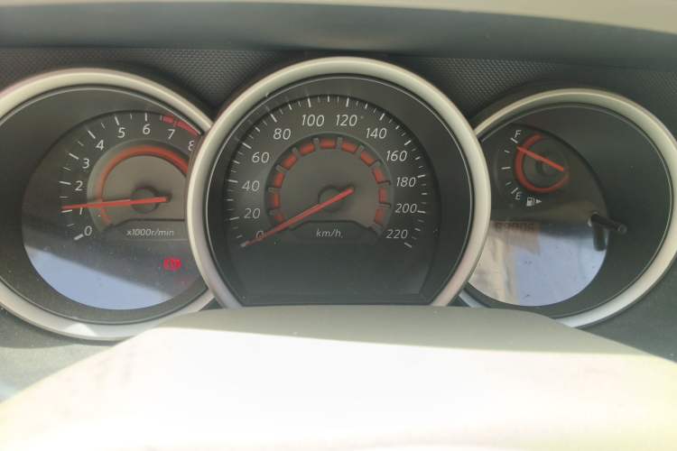 Used Nissan Sylphy 2012 Classic 1.6XE Automatic Comfort Edition Instrument Cluster
