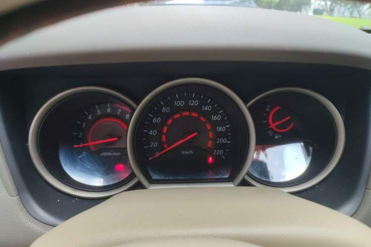 Used Nissan Sylphy 2012 Classic 1.6XE Automatic Comfort Edition Instrument Cluster