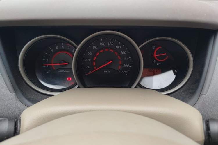Used Nissan Sylphy 2012 Classic 1.6XE Manual Comfort Edition Instrument Cluster