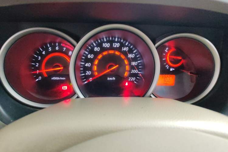 Used Nissan Sylphy 2012 Classic 1.6XE Automatic Comfort Edition Instrument Cluster