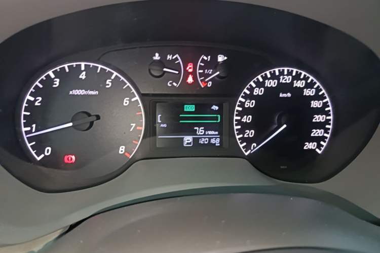 Used Nissan Sylphy 2012 1.6 XL CVT Luxury Edition Instrument Cluster