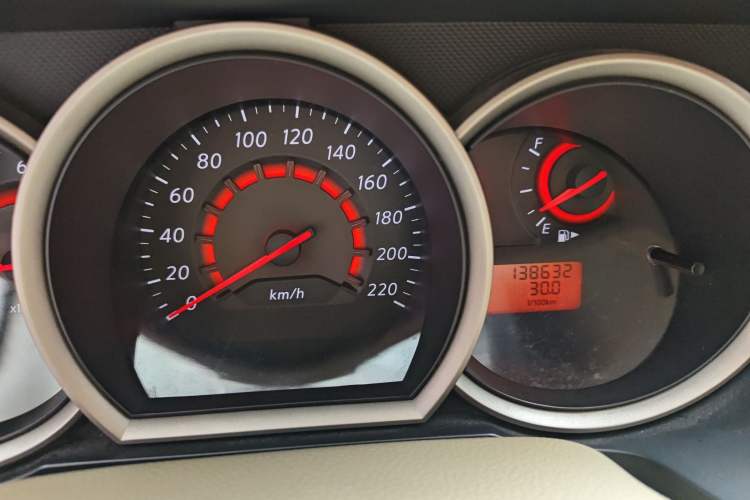 Used Nissan Sylphy 2012 Classic 1.6XE Automatic Comfort Edition Instrument Cluster