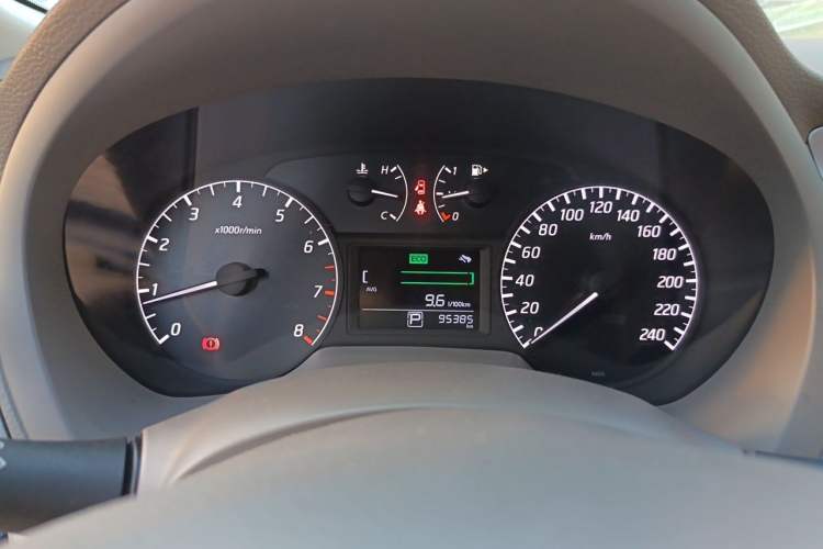 Used Nissan Sylphy 2012 1.6XE CVT Comfort Edition Instrument Cluster
