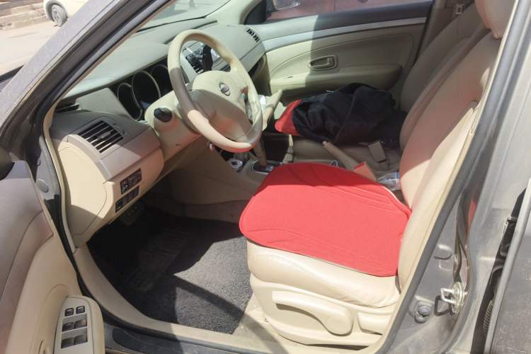 Used Nissan Sylphy 2012 Classic 1.6XE Automatic Comfort Edition Left Front Seat