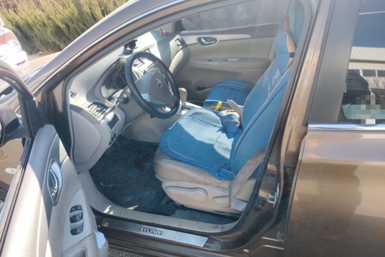 Used Nissan Sylphy 2012 1.6XE CVT Comfort Edition Left Front Seat