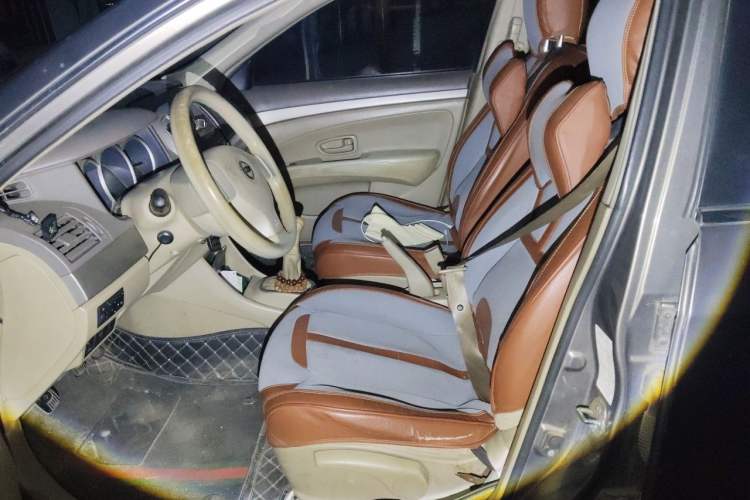 Used Nissan Sylphy 2012 Classic 1.6XE Manual Comfort Edition Left Front Seat