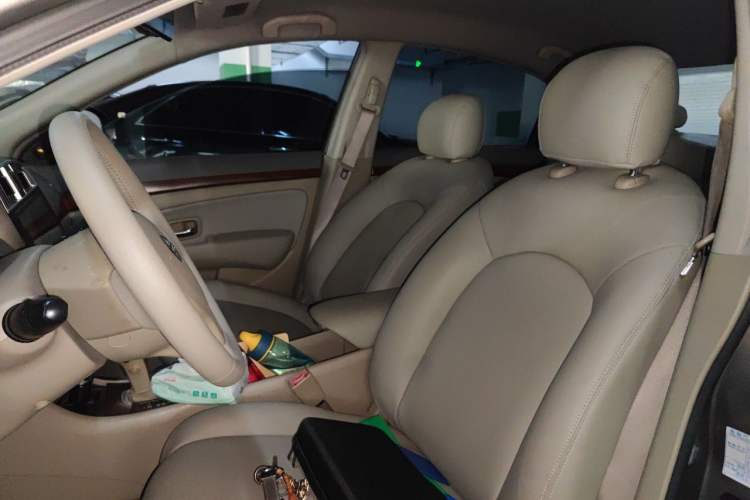 Used Nissan Sylphy 2012 Classic 1.6XE Automatic Comfort Edition Left Front Seat