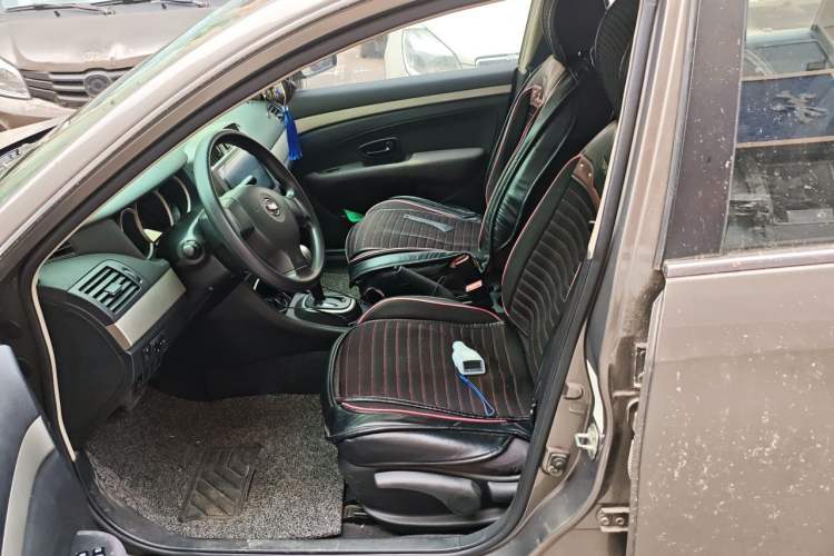 Used Nissan Sylphy 2012 Classic 1.6XE Automatic Comfort Edition Left Front Seat
