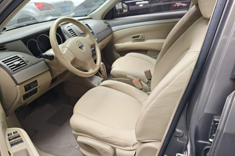 Used Nissan Sylphy 2012 Classic 1.6XE Automatic Comfort Edition Left Front Seat