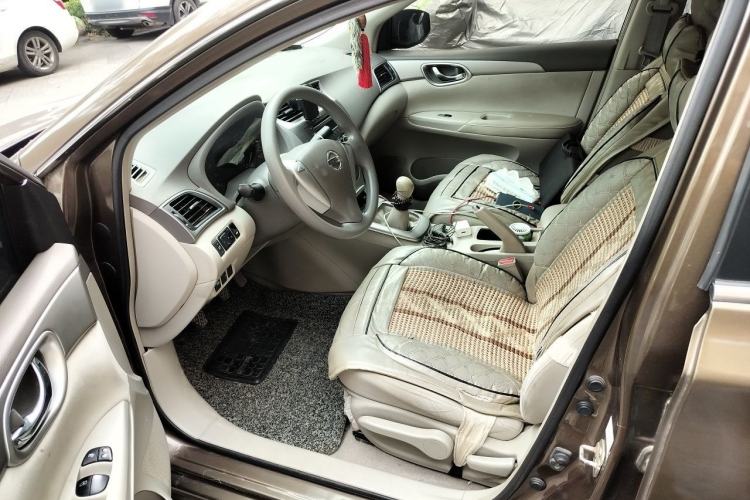 Used Nissan Sylphy 2012 1.6XE Manual Comfort Edition Left Front Seat