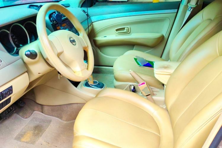 Used Nissan Sylphy 2012 Classic 1.6 XL Automatic Luxury Edition Left Front Seat