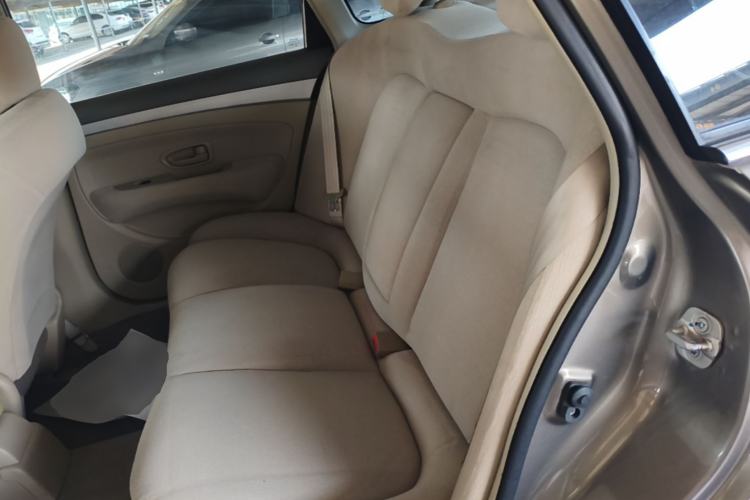 Used Nissan Sylphy 2012 Classic 1.6XE Manual Comfort Edition Left Rear Seat