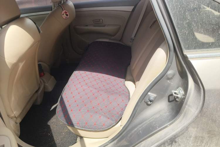 Used Nissan Sylphy 2012 Classic 1.6XE Automatic Comfort Edition Left Rear Seat