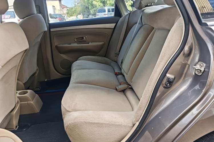 Used Nissan Sylphy 2012 Classic 1.6XE Manual Comfort Edition Left Rear Seat