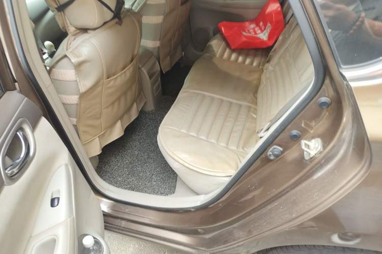 Used Nissan Sylphy 2012 1.6XE Manual Comfort Edition Left Rear Seat