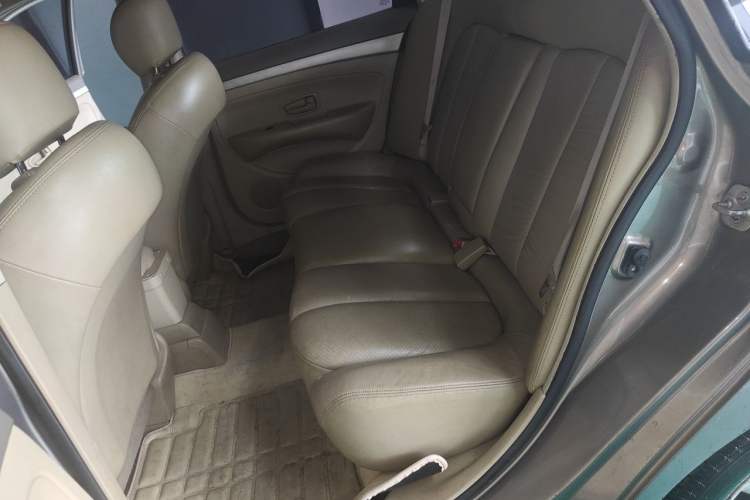 Used Nissan Sylphy 2012 Classic 1.6 XL Automatic Luxury Edition Left Rear Seat