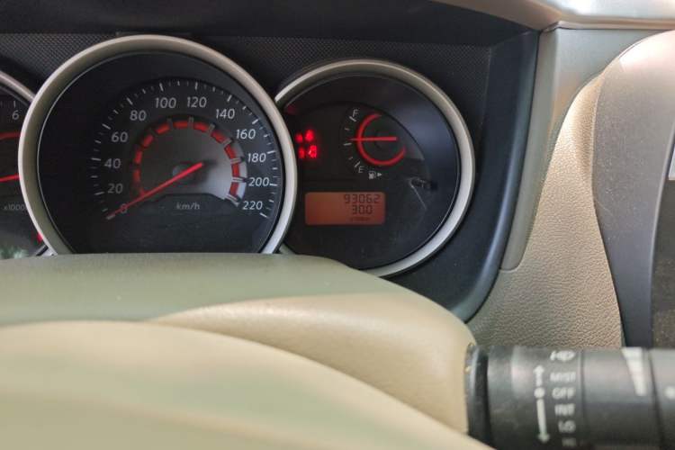 Used Nissan Sylphy 2012 Classic 1.6XE Manual Comfort Edition Odometer Close Up