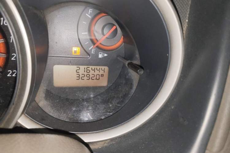 Used Nissan Sylphy 2012 Classic 1.6XE Manual Comfort Edition Odometer Close Up