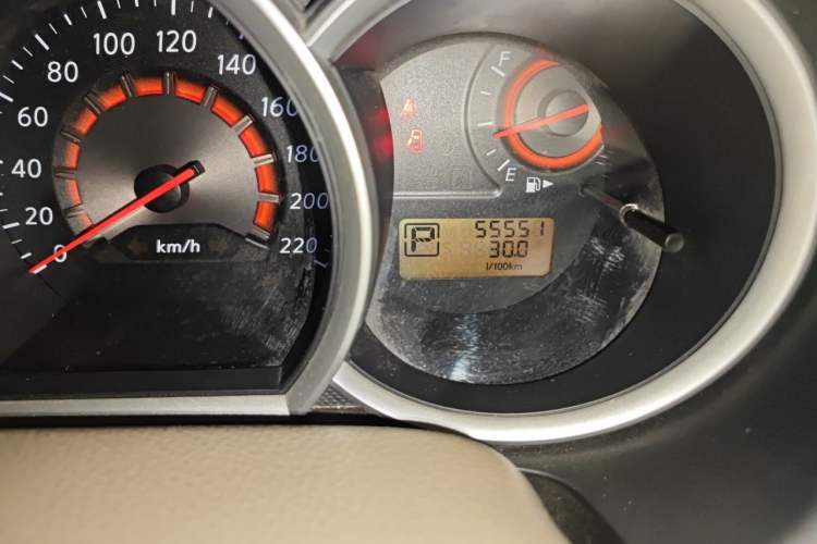 Used Nissan Sylphy 2012 Classic 1.6XE Automatic Comfort Edition Odometer Close Up