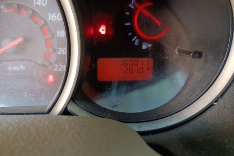 Used Nissan Sylphy 2012 Classic 1.6XE Manual Comfort Edition Odometer Close Up