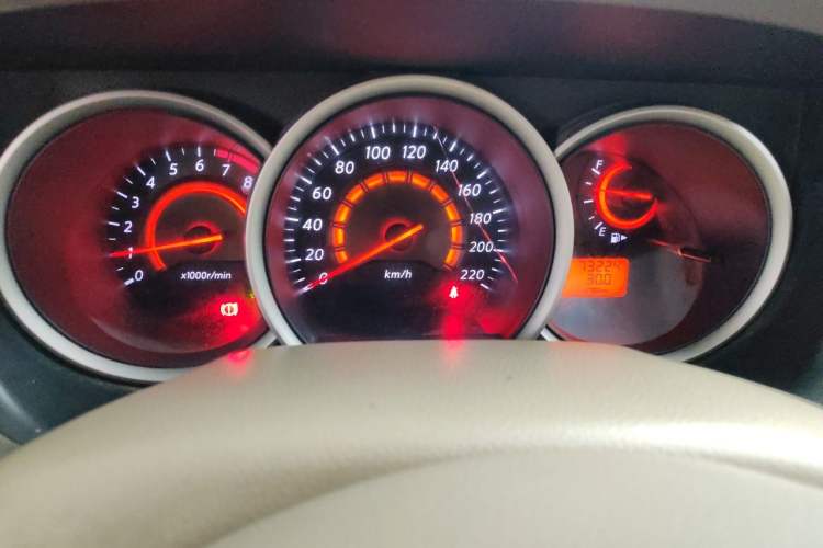 Used Nissan Sylphy 2012 Classic 1.6XE Automatic Comfort Edition Odometer Close Up