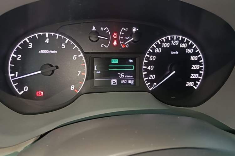 Used Nissan Sylphy 2012 1.6 XL CVT Luxury Edition Odometer Close Up