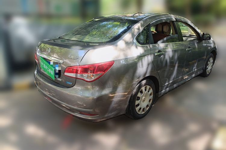 Used Nissan Sylphy 2012 Classic 1.6XE Manual Comfort Edition Rear Right 45 Deg