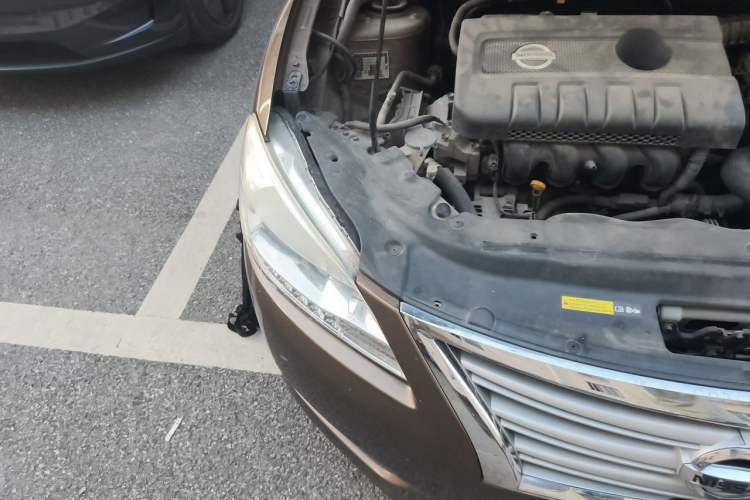 Used Nissan Sylphy 2012 1.6 XL CVT Luxury Edition Right Front Headlight