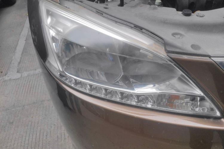 Used Nissan Sylphy 2012 1.6 XL CVT Luxury Edition Right Front Headlight