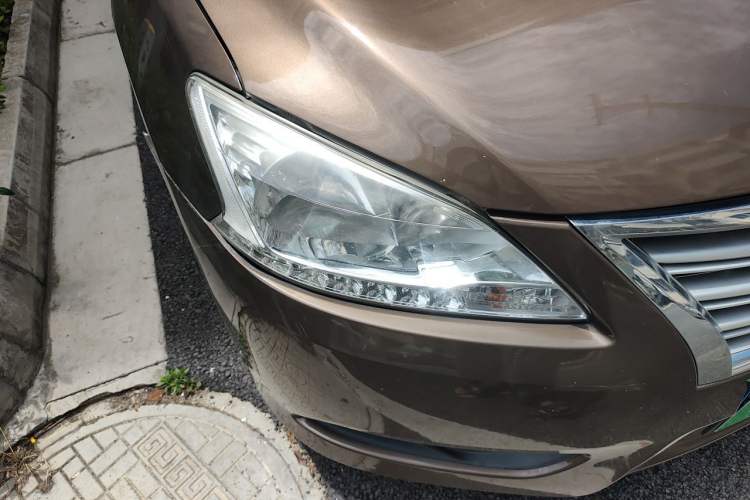 Used Nissan Sylphy 2012 1.6 XL CVT Luxury Edition Right Front Headlight
