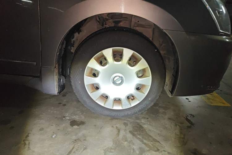 Used Nissan Sylphy 2012 Classic 1.6XE Automatic Comfort Edition Right Front Wheel Hub