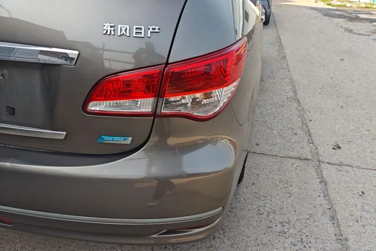 Used Nissan Sylphy 2012 Classic 1.6XE Manual Comfort Edition Right Rear Taillight