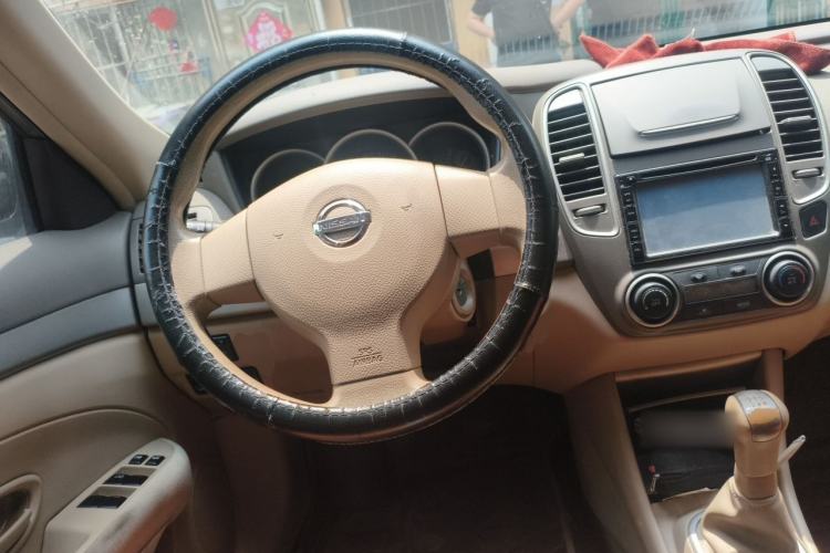 Used Nissan Sylphy 2012 Classic 1.6XE Manual Comfort Edition Steering Wheel