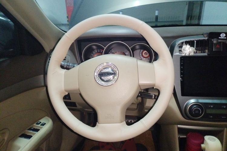 Used Nissan Sylphy 2012 Classic 1.6XE Automatic Comfort Edition Steering Wheel