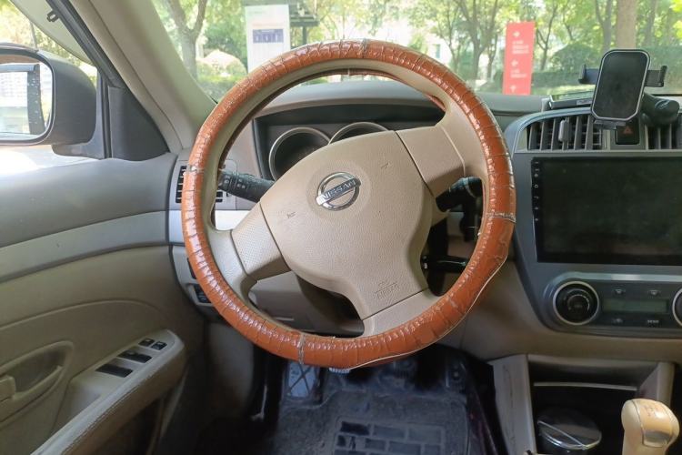 Used Nissan Sylphy 2012 Classic 1.6XE Manual Comfort Edition Steering Wheel