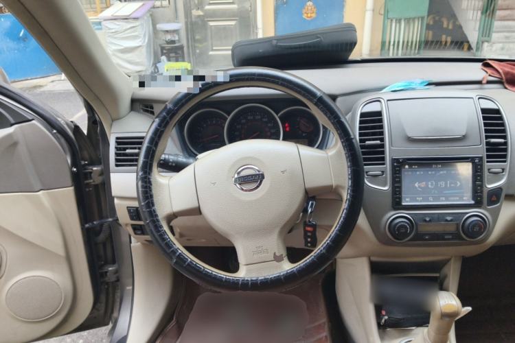 Used Nissan Sylphy 2012 Classic 1.6XE Manual Comfort Edition Steering Wheel