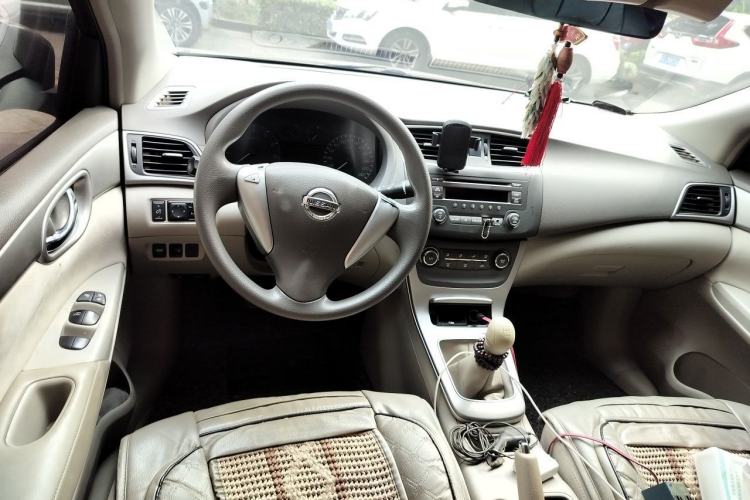 Used Nissan Sylphy 2012 1.6XE Manual Comfort Edition Steering Wheel