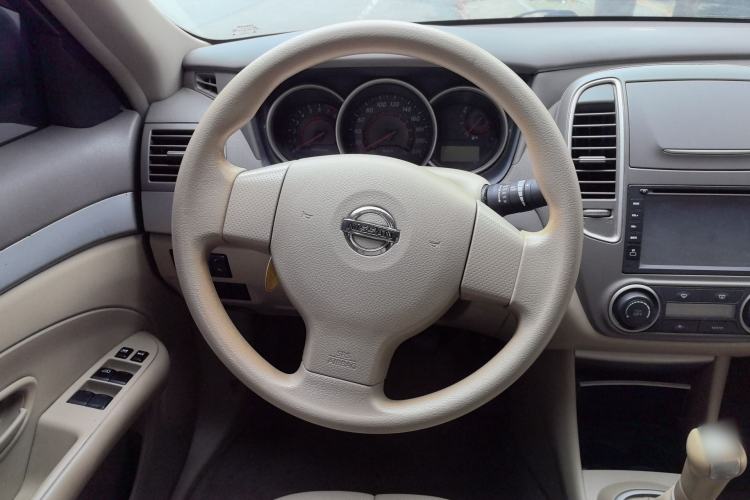 Used Nissan Sylphy 2012 Classic 1.6XL Manual Luxury Edition Steering Wheel