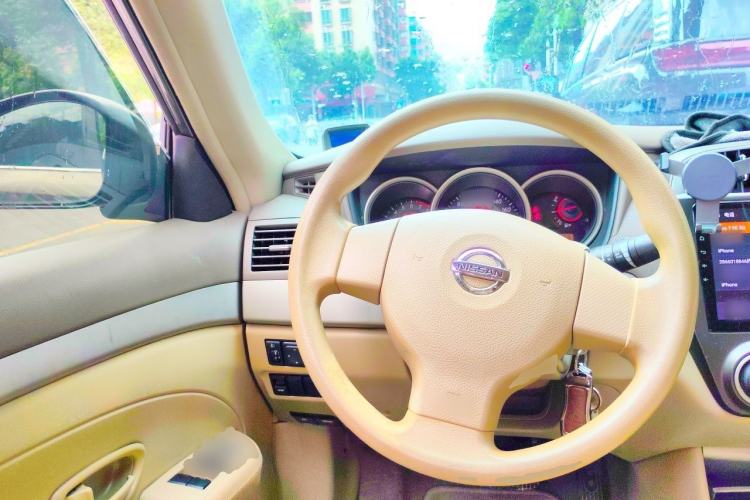 Used Nissan Sylphy 2012 Classic 1.6 XL Automatic Luxury Edition Steering Wheel
