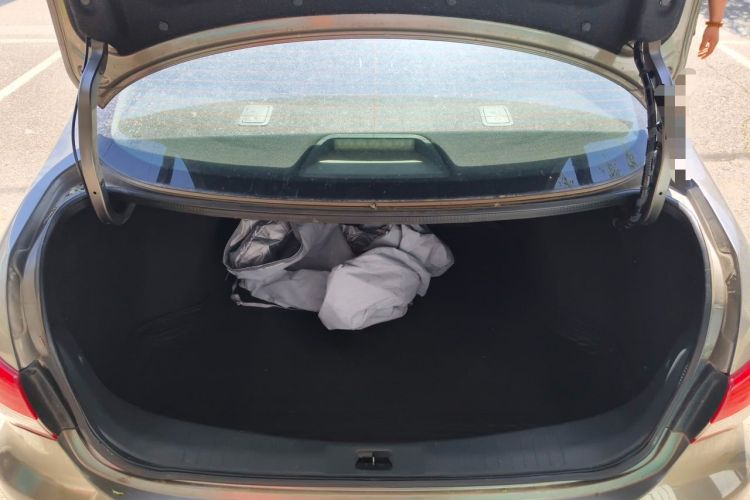 Used Nissan Sylphy 2012 Classic 1.6XE Manual Comfort Edition Trunk